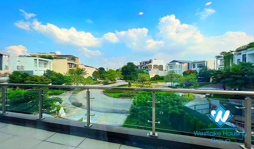 A grand, gorgeous villa for rent in Q Block, Ciputra